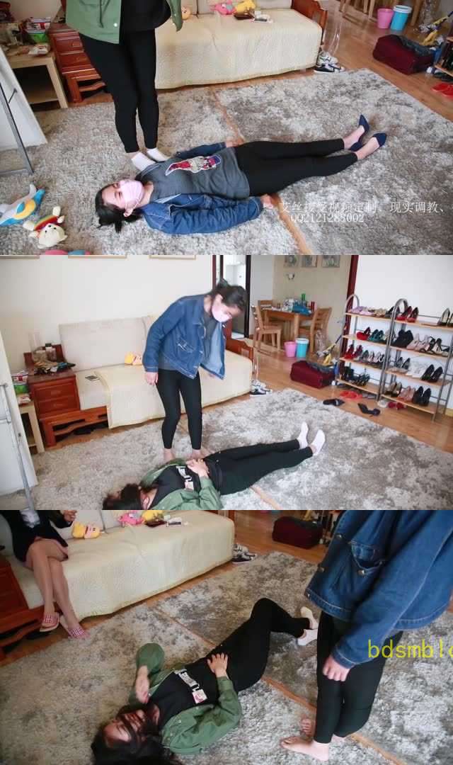 【艾丝】艾丝指导两高中妹子互踩，最后艾丝也忍不住上去踩了两脚