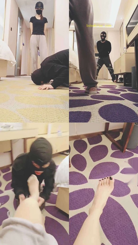 【美娜格格】AJ白袜肉丝小姐姐辱追求者